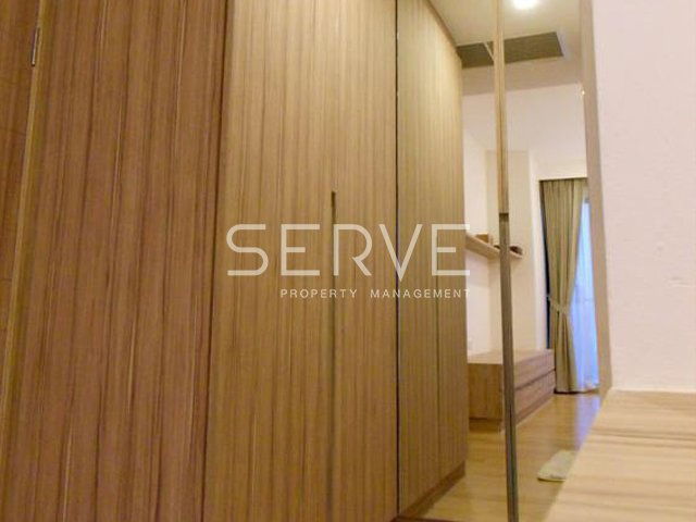 picture  1 Bed with Bathtub Nice Room Unblock view  City View Good Location Close to BTS Ari  @  Noble Reflex - 3/11