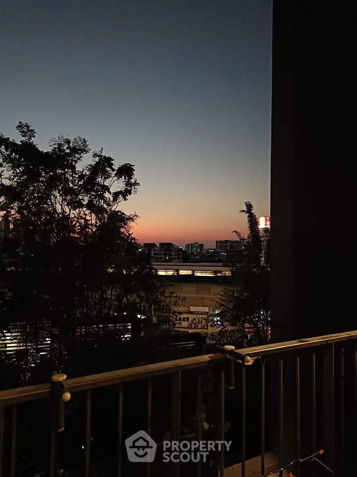 picture 1-BR Condo at Centric Ratchayothin near BTS Ratchayothin (ID 2067472) - 10/10