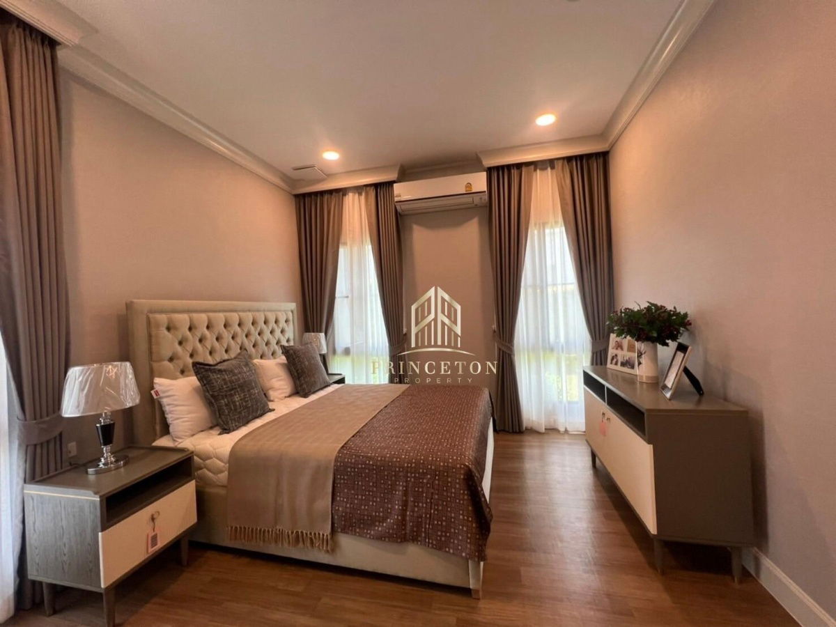 picture Luxury House For Sale Nantawan Rama 9 New Krungthep Kreetha Near Wellington International School and golf courses - 26/39