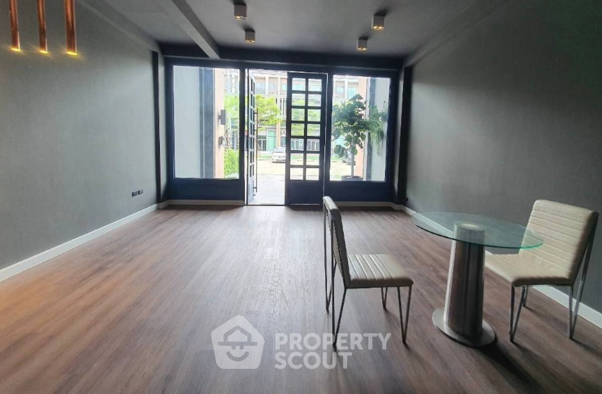 picture 3-BR Townhouse in Nong Khaem (ID 2030463) - 7/7