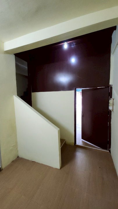 picture A commercial building for sale on CharoenNakorn60, opposite the Riverside Plaza. Avani Riverside Hotel is suitable for investment - 5/13