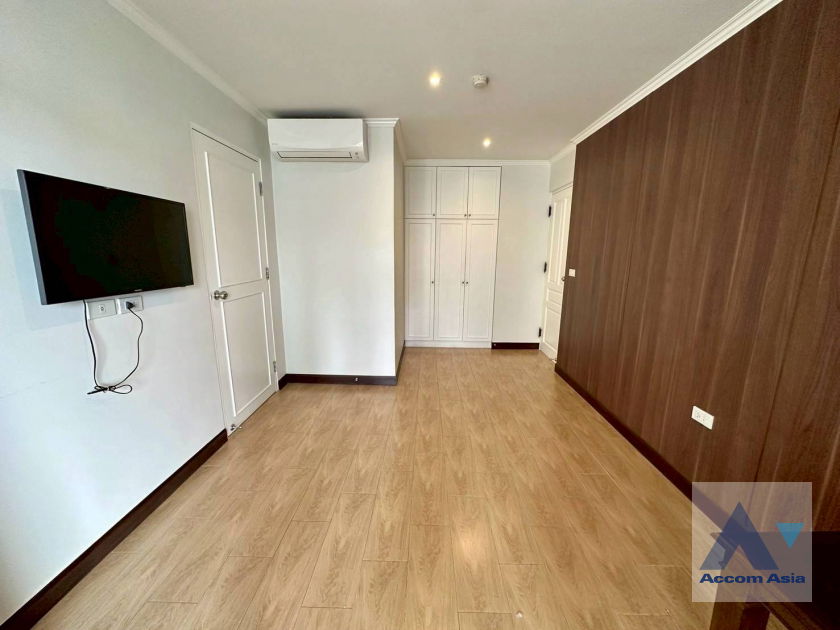 รูป 🔼🔽 AccomA 📩  3 BR Condominium @Newton Tower (AA44194) - รูปที่ 12/17