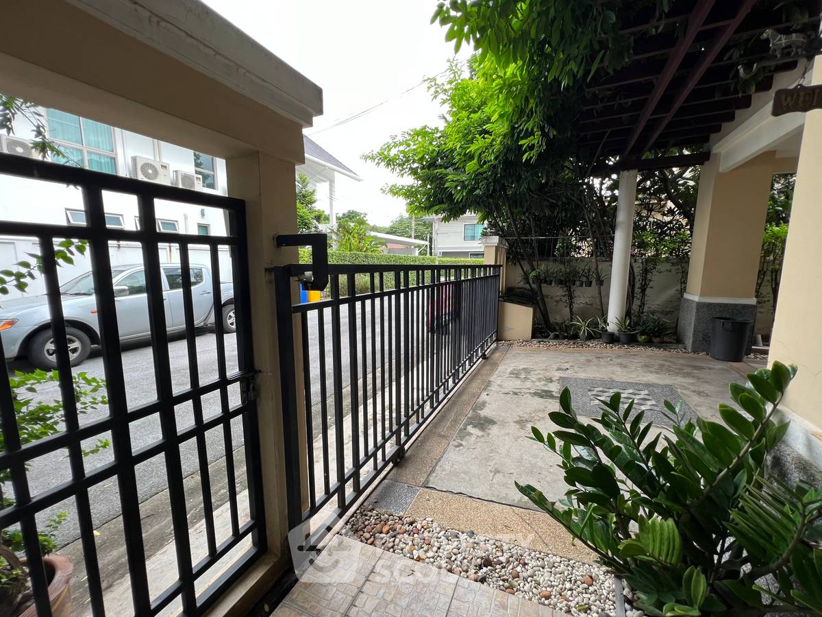 รูป บ้าน 4-ห้องนอน ใน ลาดพร้าว (ID 1727436) - รูปที่ 4/48