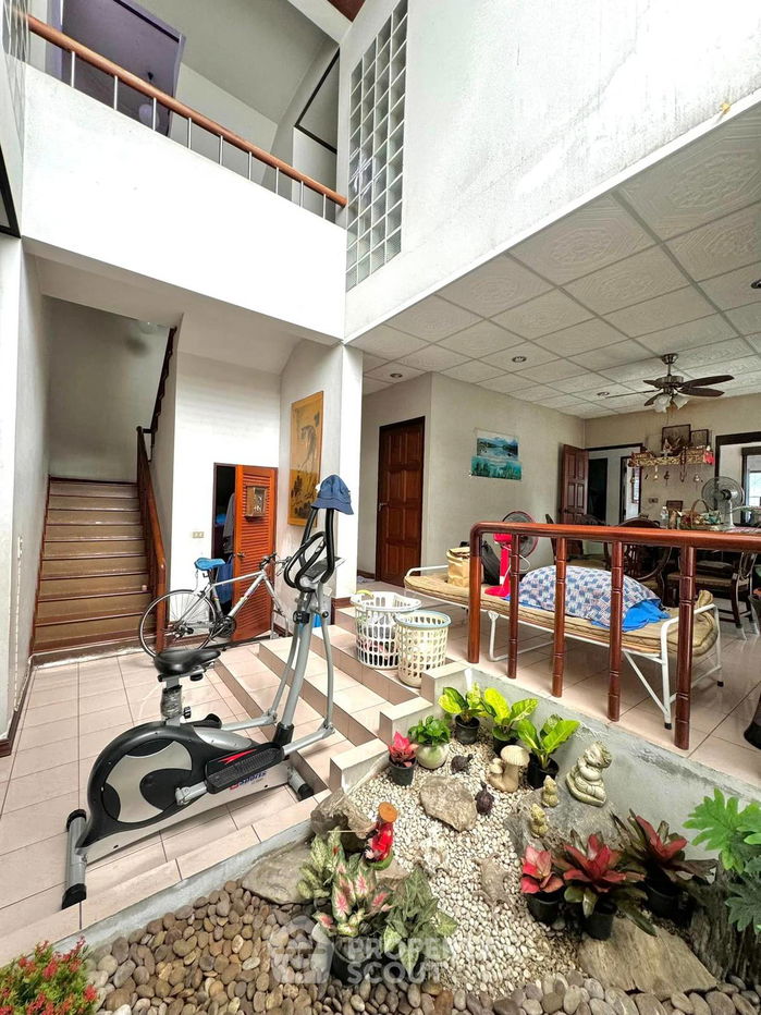 รูป บ้าน 4-ห้องนอน ใน ช่องนนทรี (ID 1838104) - รูปที่ 9/12