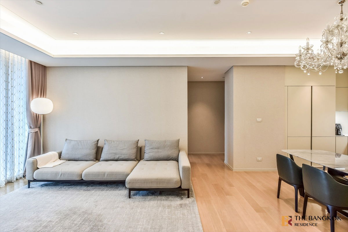 picture Rare unit in Prestige Project! 💥 Baan Sindhorn, where living is fulfilled, near BTS Ratchadamri - 3/13