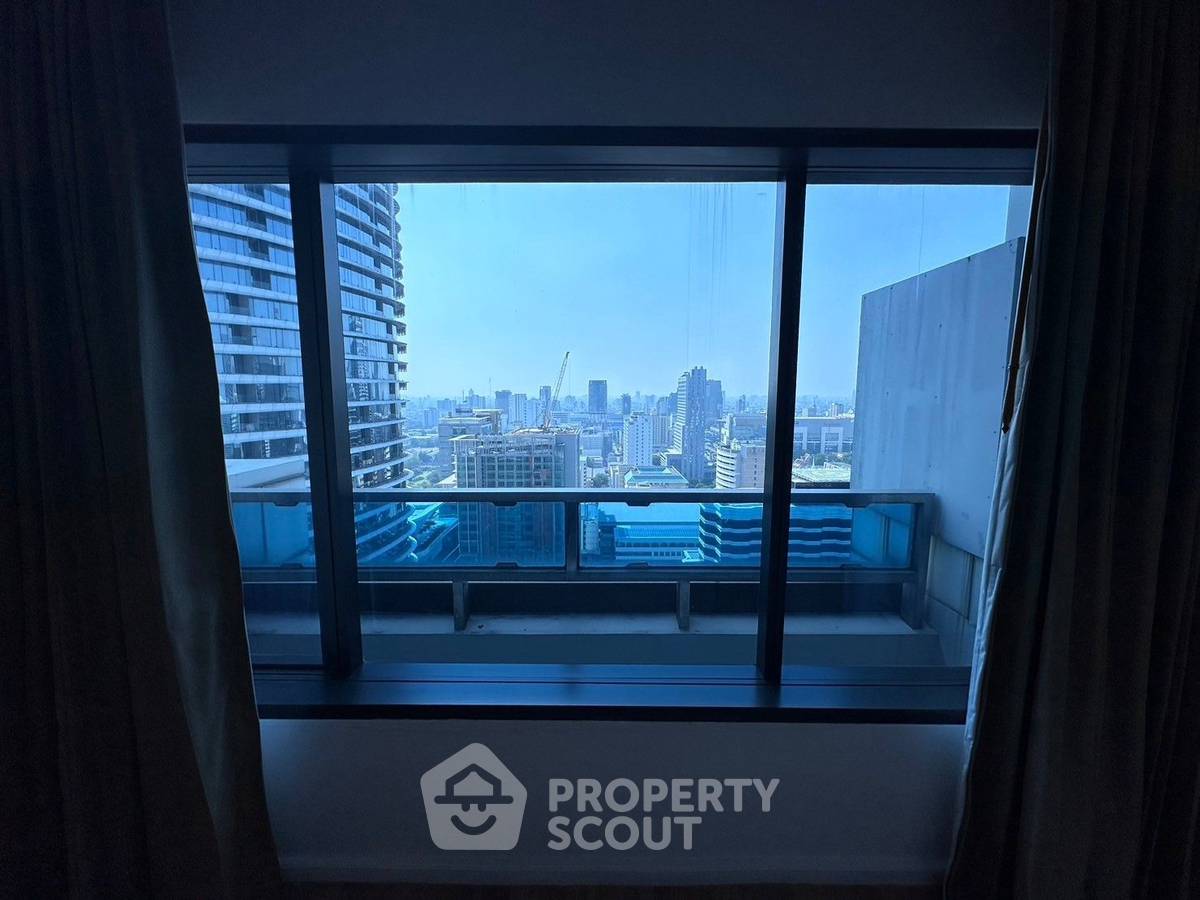 picture 2-BR Condo at The Royal Maneeya Condominium near BTS Chit Lom (ID 1483515) - 15/26