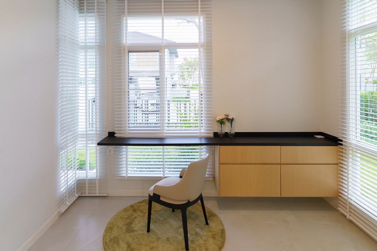 picture Mantana Bangna-Wongwaen | Near Burapha Withi Expressway - 6/15