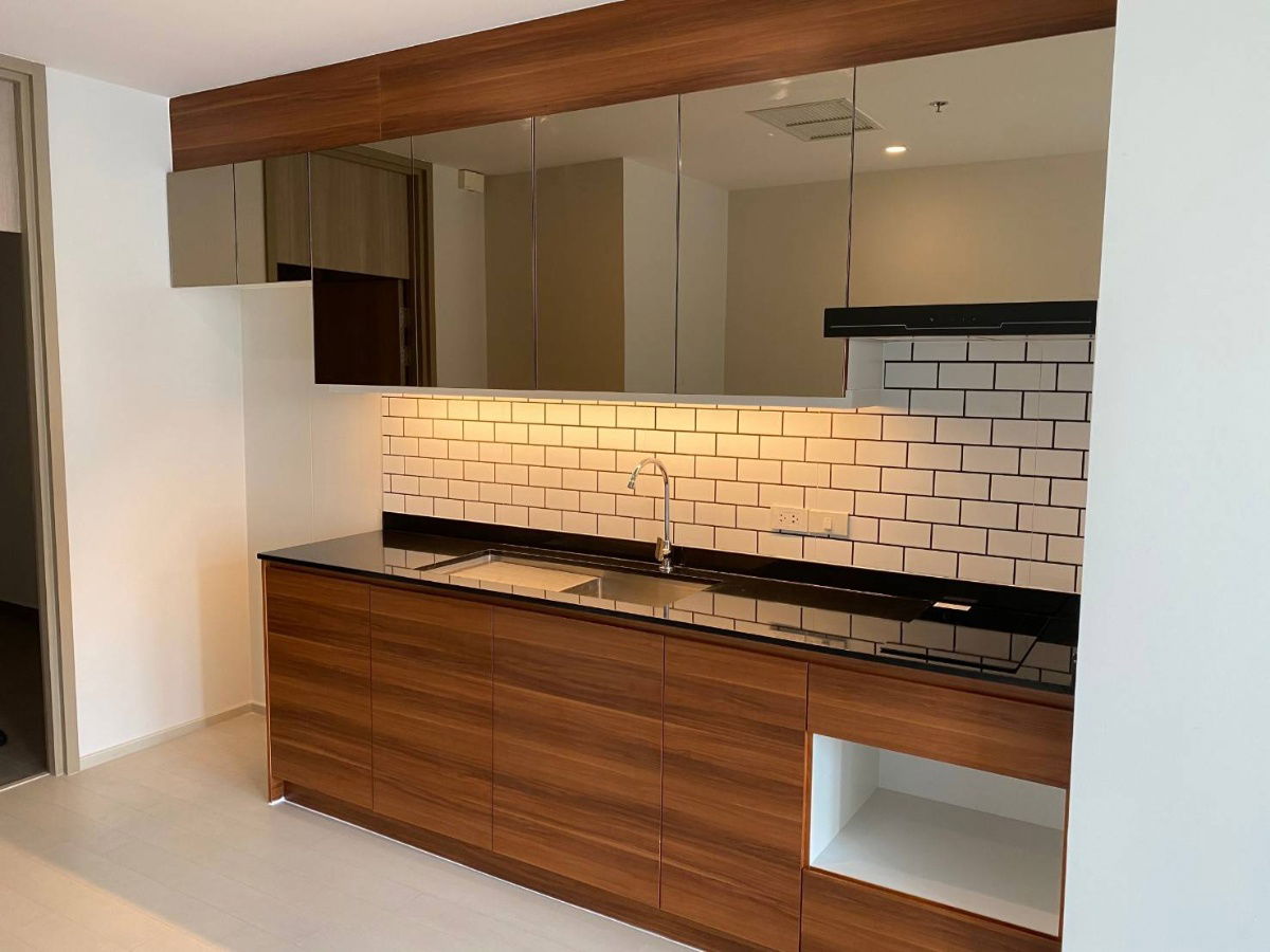 รูป ♦ Unfurnished ♦ ตึก B ชั้น 10+, Type A06 | 1 ห้องนอน 55.75 ตร.ม. | คอนโดมี Skywalk เชื่อมเข้า BTS เพลินจิต, Central Embassy - รูปที่ 3/16