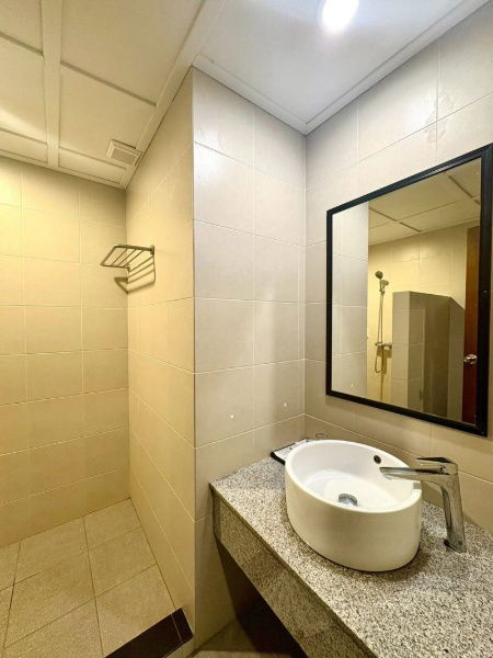 picture For sale: Hotel near Na Jomtien Beach, Sattahip, Chonburi, prime location, ready to operate immediately - 10/11