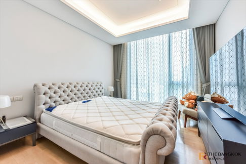 Rare unit in Prestige Project! 💥 Baan Sindhorn, where living is fulfilled, near BTS Ratchadamri