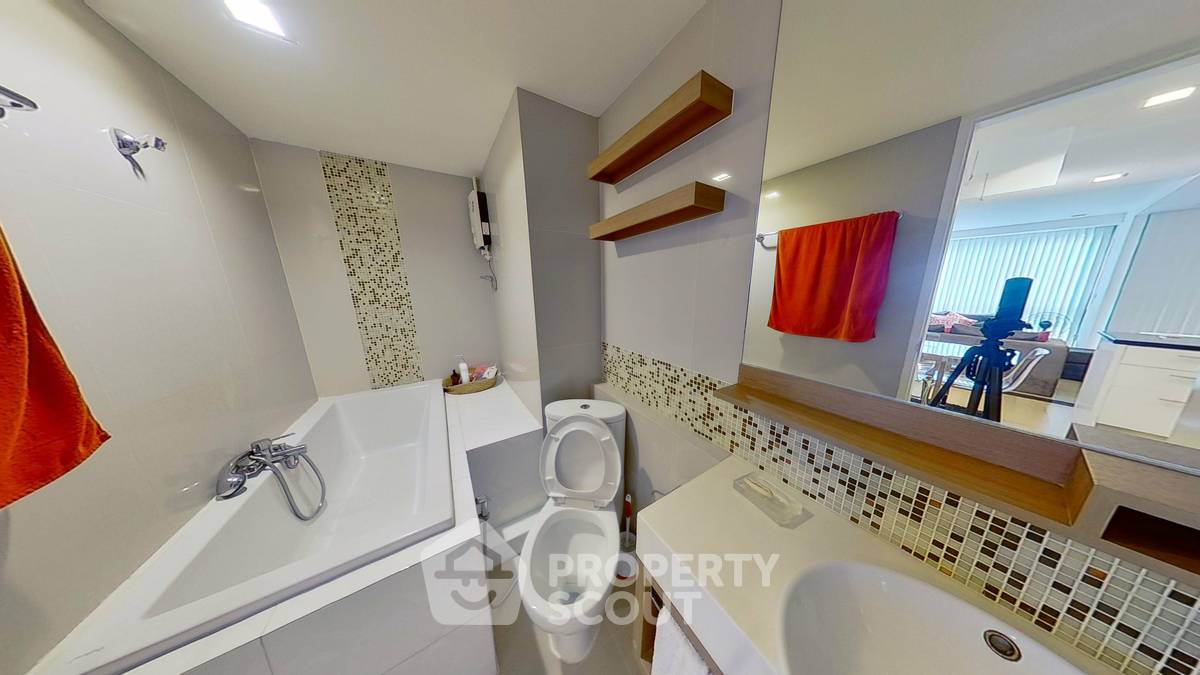 picture 3-BR Condo at Abstracts Sukhumvit 66/1 near BTS Udom Suk (ID 2213887) - 5/13