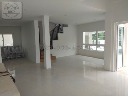 picture Fully Renovated 3-Storey Detached House | Villa Nakarin Sukhumvit 77–Sukhaphiban 2 | Only 27 Mins to Thonglor | THB 12.5M - 6/19