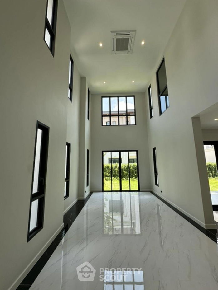 รูป บ้าน 6-ห้องนอน ใกล้ กรุงเทพกรีฑา (ID 1865892) - รูปที่ 3/17