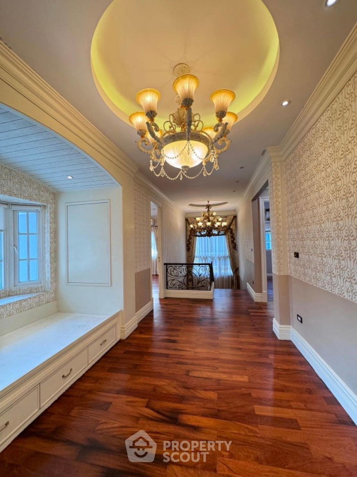 picture 4-BR House in Khlong Song Ton Nun (ID 1930137) - 8/24