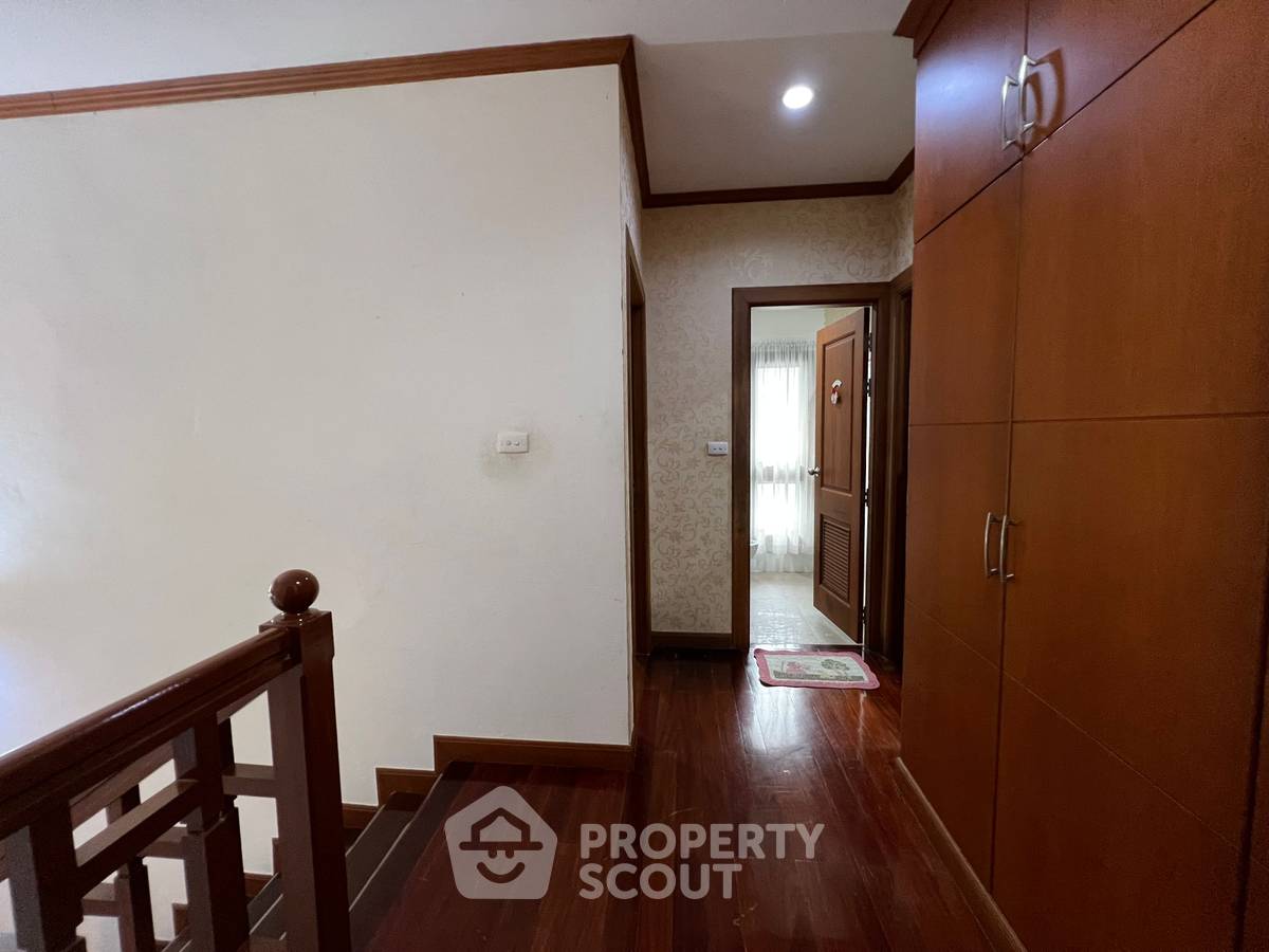 รูป บ้าน 4-ห้องนอน ใน ลาดพร้าว (ID 1727436) - รูปที่ 21/48