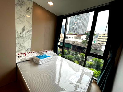 เช่าคอนโด สีลมคอมเพล็กซ์ : 🟪🟦🟩🟨🟧 ให้เช่า เดอะเนส จุฬา - สามย่าน (📍renovate ใหม่เอี่ยม) 🛎️🛎️ | 𝗟𝗶𝗻𝗲@: @𝗮𝘀𝘀𝗲𝘁𝘀𝗽𝗿𝗼