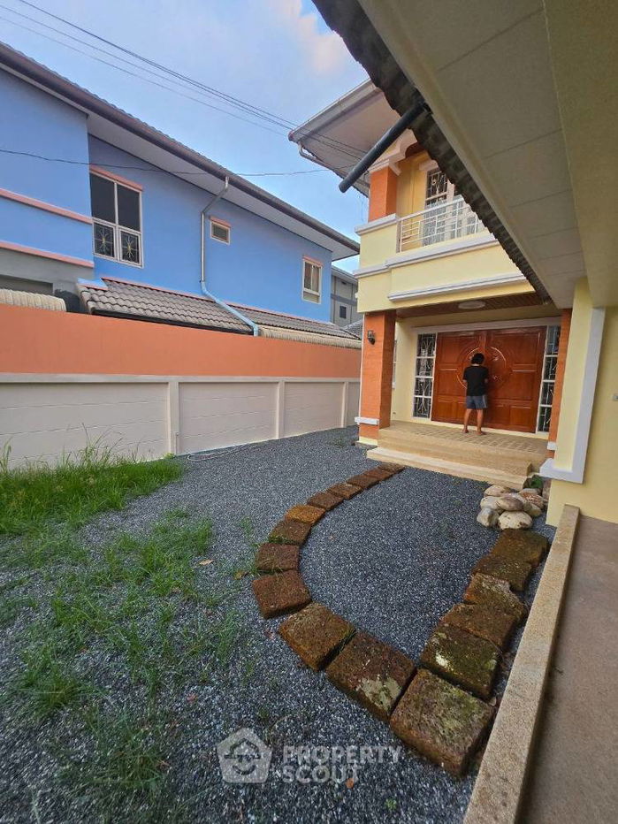 picture 3-BR House in Bang Mot (ID 1901502) - 2/15