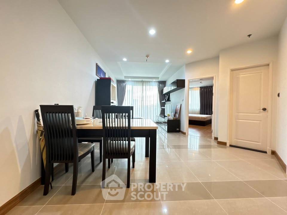 picture 2-BR Condo at Supalai Wellington near MRT Thailand Cultural Centre (ID 2212202) - 10/13