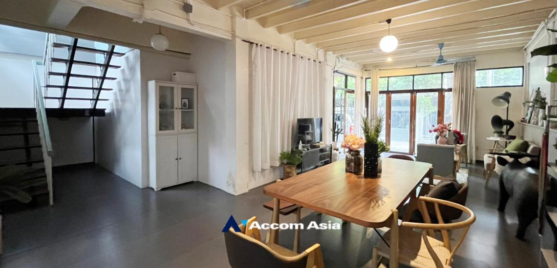 รูป 🔼🔽 AccomA 📩 Pet friendly 2 BR House in Khlong Ton Nuea (AA27280) - รูปที่ 3/17