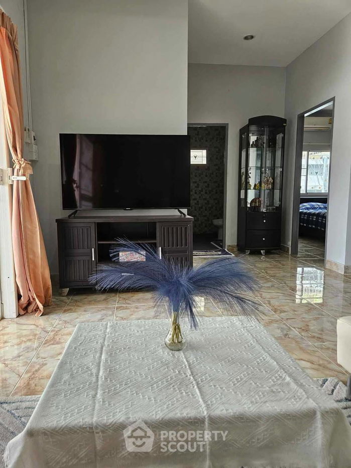 picture 2-BR House close to Bangsaray (ID 2099262) - 5/11