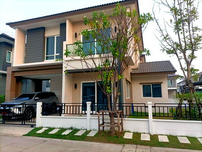 เช่าบ้านเดี่ยว สมุทรปราการ : ให้ชบ้านเดี่ยว Centro Prachauthi 90