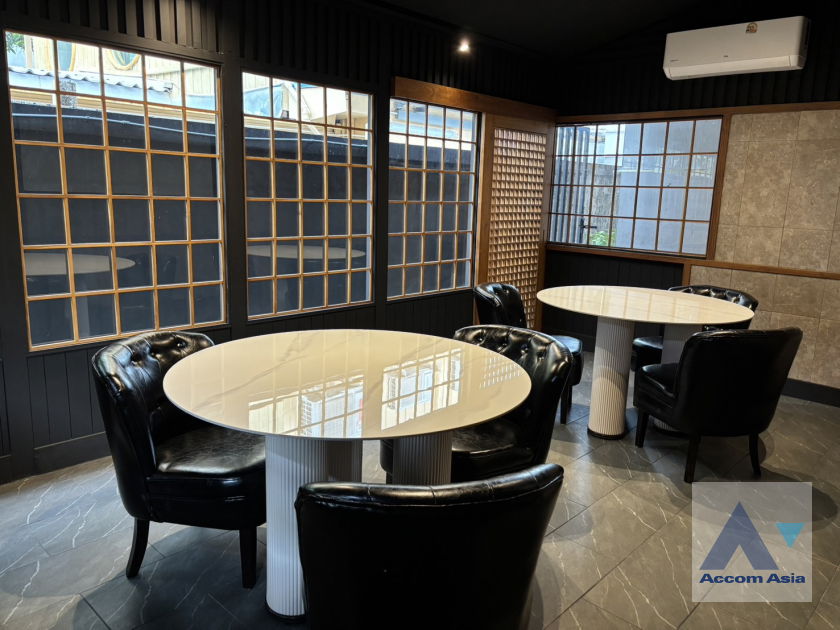 picture 🔼🔽 AccomA 📩 Elegant Japanese-style residence with serene garden in Sukhumvit (50128) - 11/13