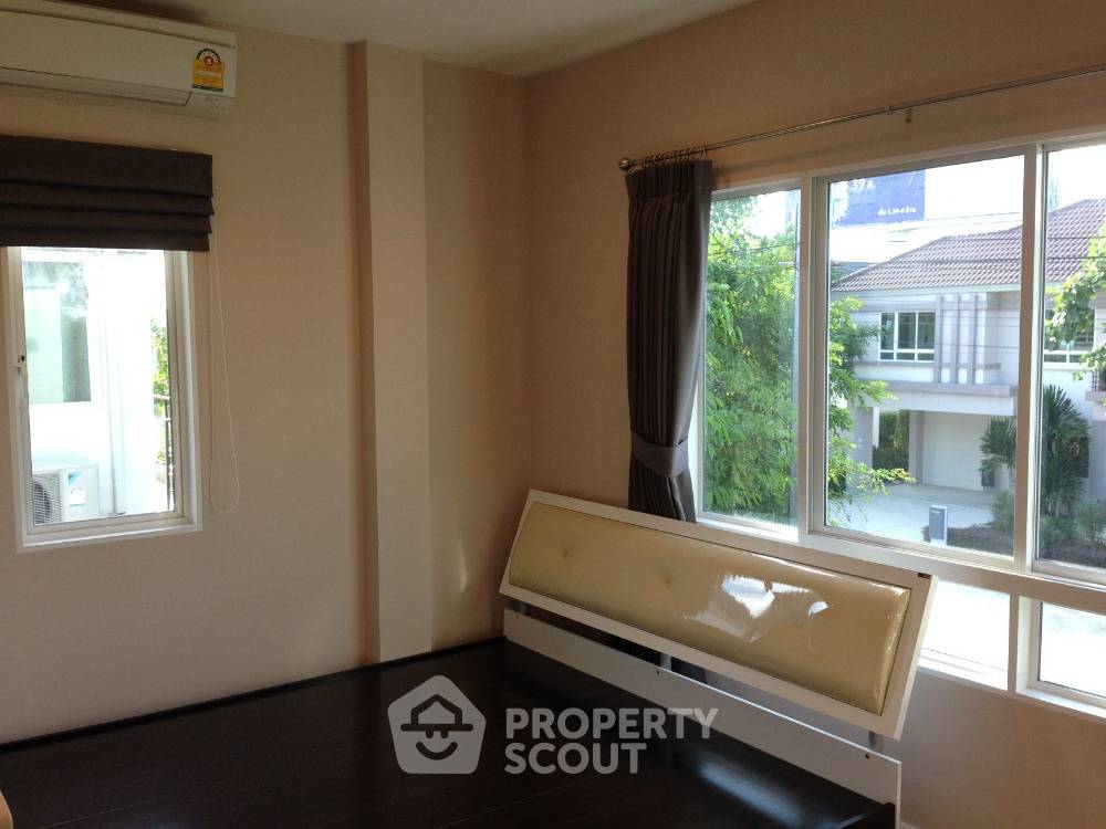 picture 3-BR House at Life Bangkok Boulevard Wongwaen-Rama 9 close to Suvarnabhumi Airport (ID 1337305) - 17/17