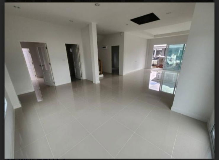 รูป ขายบ้านเดี่ยว 2 ชั้น สภาพใหม่ โครงการ เดอะเบสท์มิตรไมตรี (มีนบุรี-หนองจอก) บ้านหลังมุม - รูปที่ 9/10
