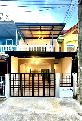 ทาวน์โฮม เมืองปทุมธานี ปทุมธานี : ขายบ้านปทุมวิลเลจ อ.เมือง ปทุมธานี