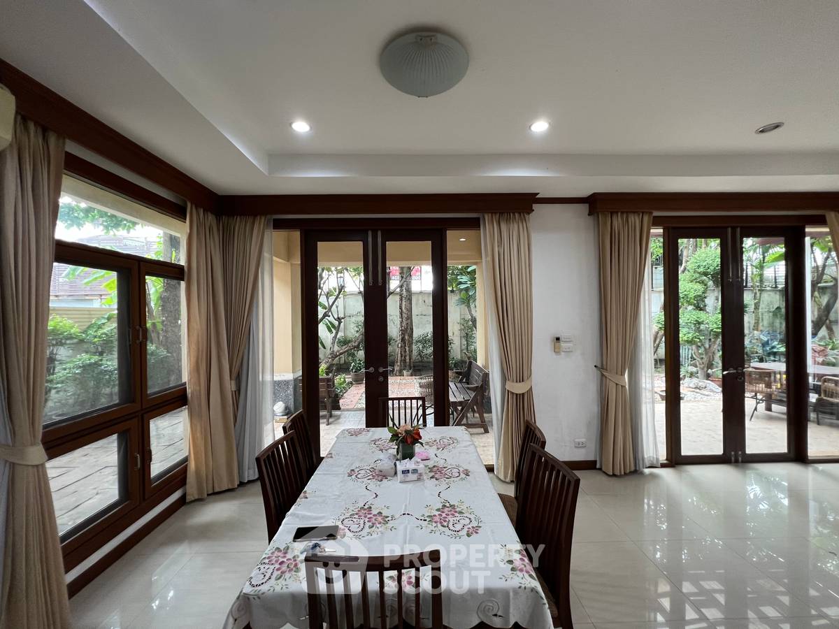 รูป บ้าน 4-ห้องนอน ใน ลาดพร้าว (ID 1727436) - รูปที่ 16/48