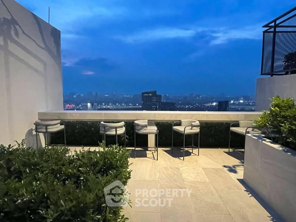picture 1-BR Condo at Life Phahon-Ladprao near BTS Ha Yaek Lat Phrao (ID 2210384) - 11/11