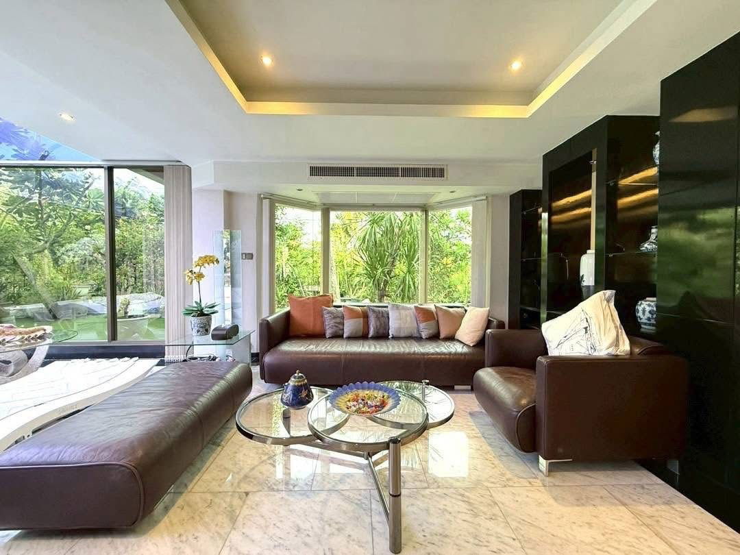 รูป  ขายบ้านเดี่ยวที่ดิน 198 ตรว.หลังมุมสุด Exclusive! ในหมู่บ้าน Park Avenue ศรีนครินทร์-บางนา สงบ ปลอดภัย  - รูปที่ 3/15