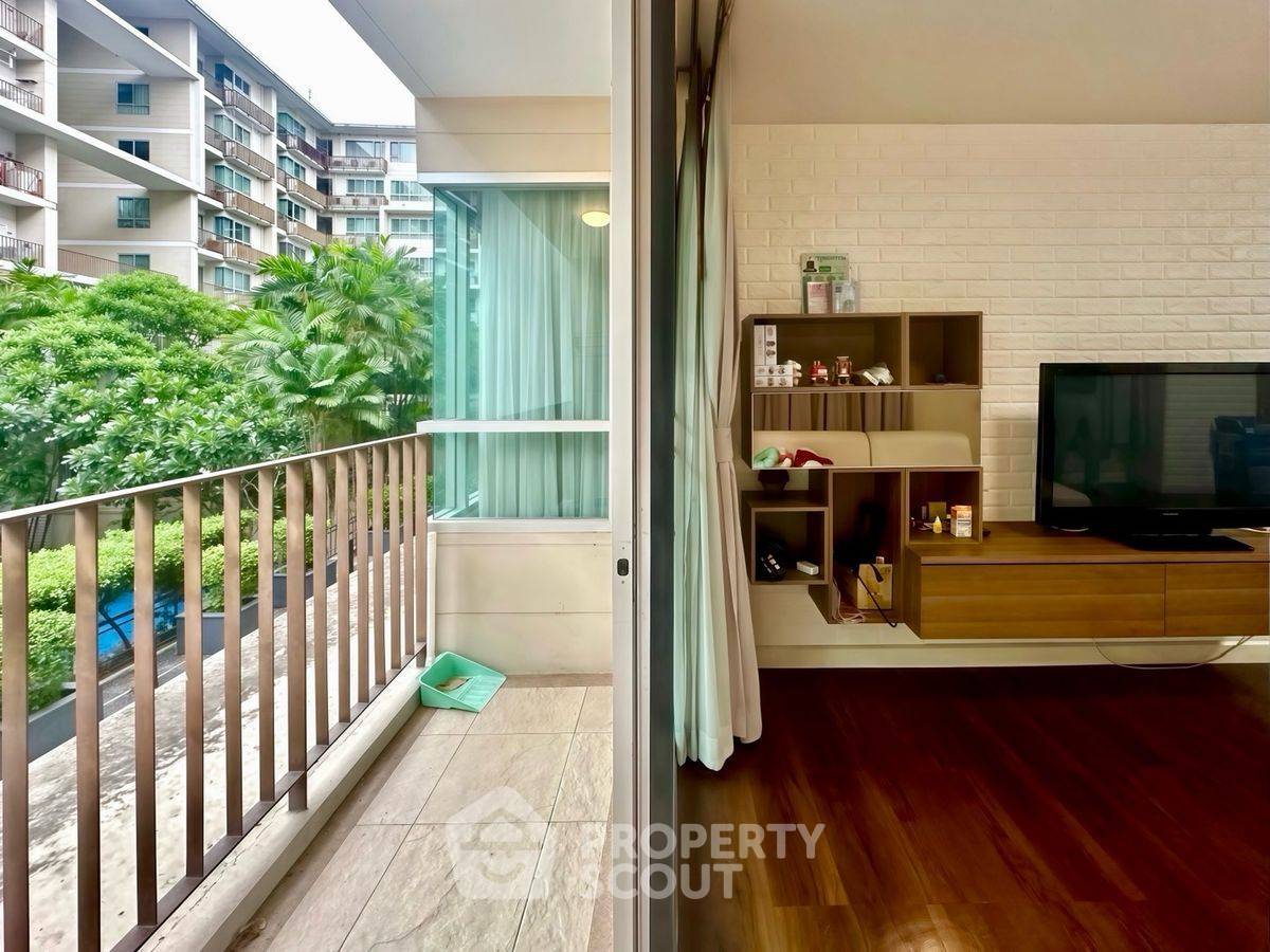 picture 2-BR Condo at The Clover Thonglor Residence near BTS Thong Lor (ID 2212309) - 4/15
