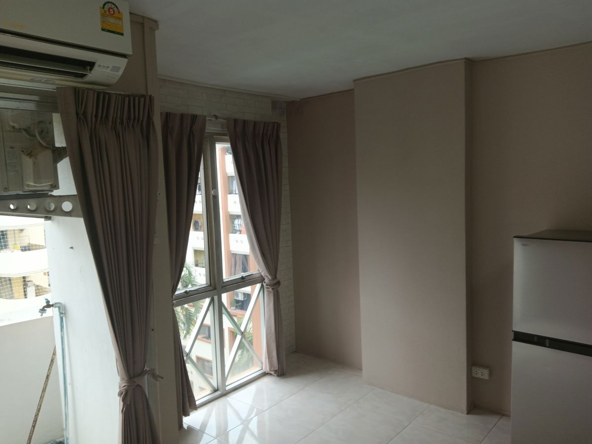 picture Condo for rent, Family Park Lat Phrao 48 (Studio room), 7th floor, near - Yellow Line BTS, Phawana Station and MRT Sutthisan Station - 10/17