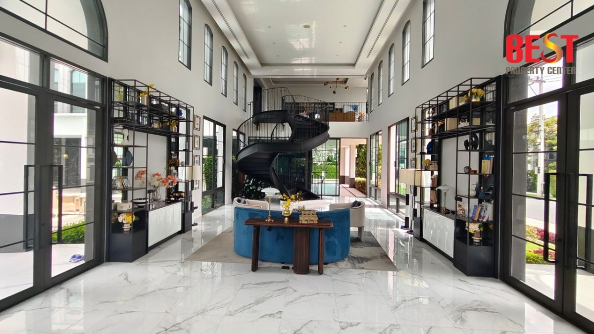 picture Golfside Grandeur — Luxury House at Setthasiri Bangkok–Pathum Thani for Sale - 12/13