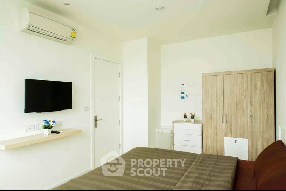picture 1-BR Condo at T.c. Green Rama 9 near MRT Phra Ram 9 (ID 2057951) - 7/10