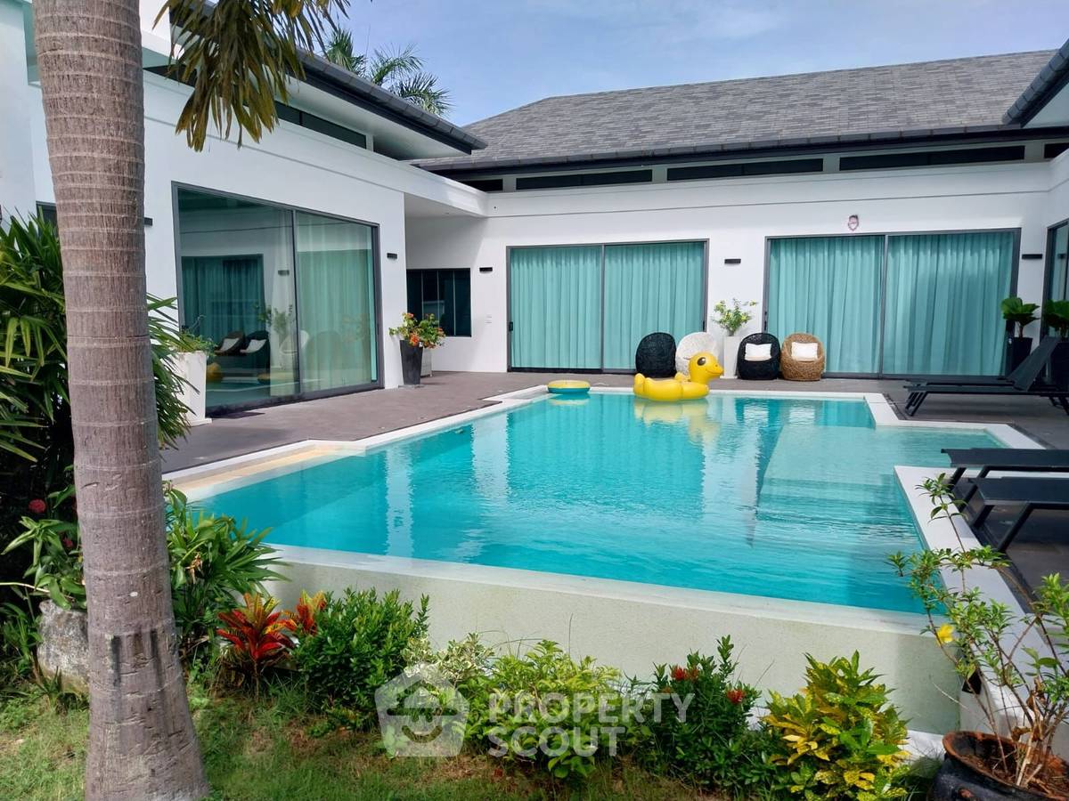 รูป วิลล่า 4-ห้องนอน ใน ราไวย์ (ID 2005680) - รูปที่ 11/16
