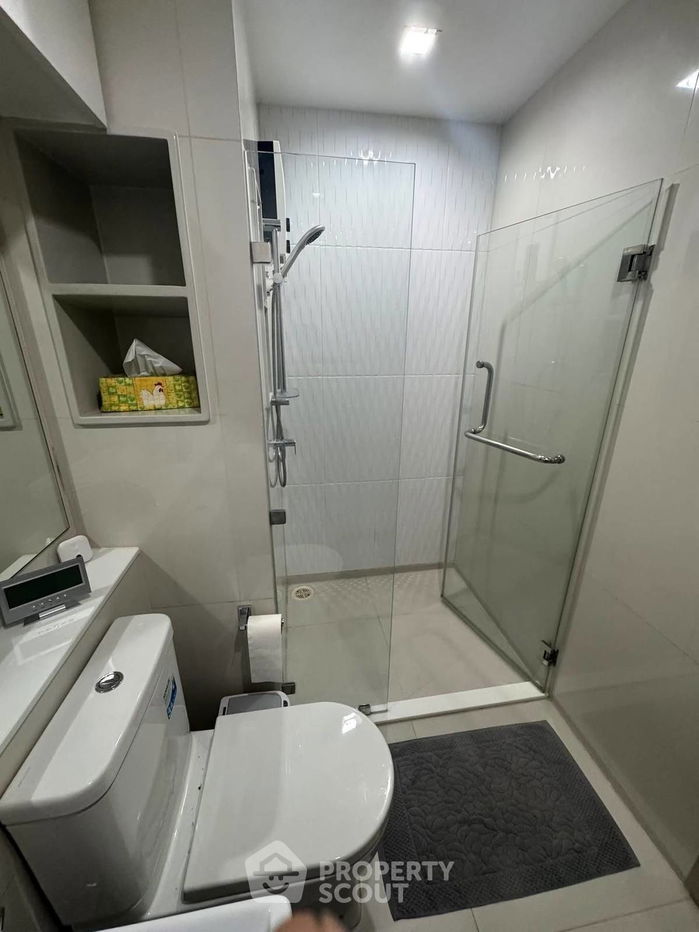 picture 1-BR Condo at Life Ladprao near BTS Ha Yaek Lat Phrao (ID 2179726) - 10/14