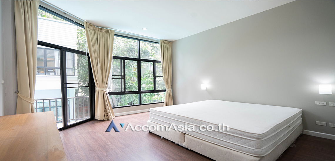 picture 🔼🔽 AccomA 📩 Pet friendly 4 BR House @The urban forestry residence (1914856) - 8/15