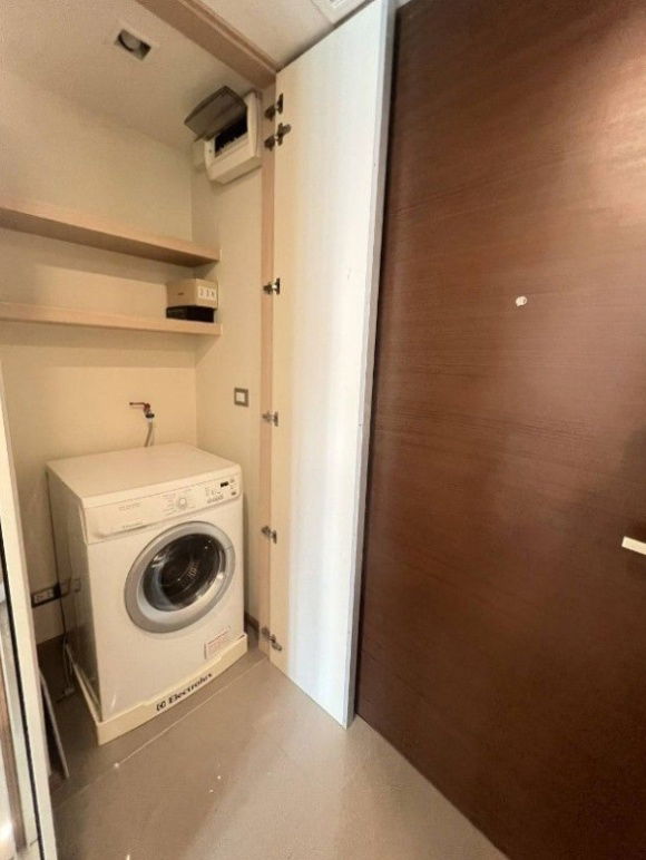 picture For rent Address Asoke, 25th floor, 45 sq m. - 8/10
