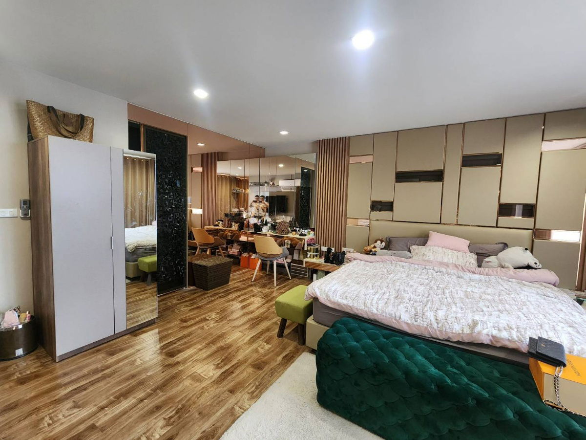 picture Townhouse for sale, 4 floors, corner house, built-in decoration throughout the house, Nakniwat Road 48 - 5/20