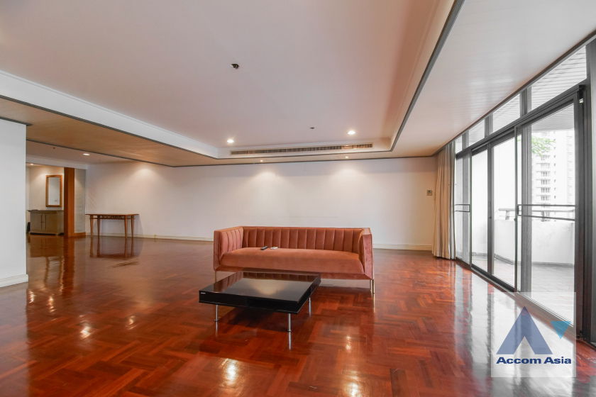 รูป 🔼🔽 AccomA 📩 Spacious corner condominium with parquet floors and city views (2030601) - รูปที่ 1/20