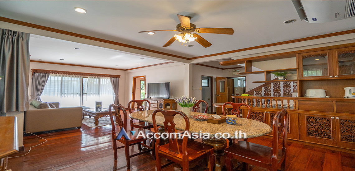 picture 🔼🔽 AccomA 📩 Classic detached house with wooden interior and garden (AA27170) - 4/12