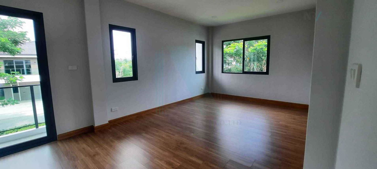 รูป ให้เช่าบ้านเดี่ยว 2 ชั้น เซนโทร วิภาวดี 4 ห้องนอน 5 ห้องน้ำ - รูปที่ 6/8