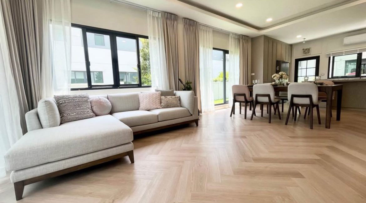picture [ For Rent ]⚡🌈 HBN0168 – Detached House at Centro Bangna ⚡🌈 LINE: @theagentpro (with @ in front) - 1/36