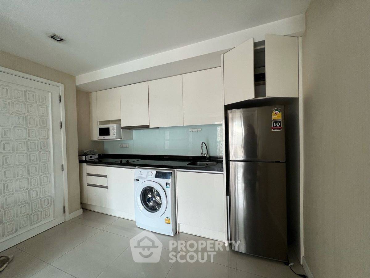 รูป คอนโด 1-ห้องนอน ที่ เลอ นีซ เอกมัย คอนโดมิเนียม ใกล้ BTS เอกมัย (ID 2110858) - รูปที่ 3/15