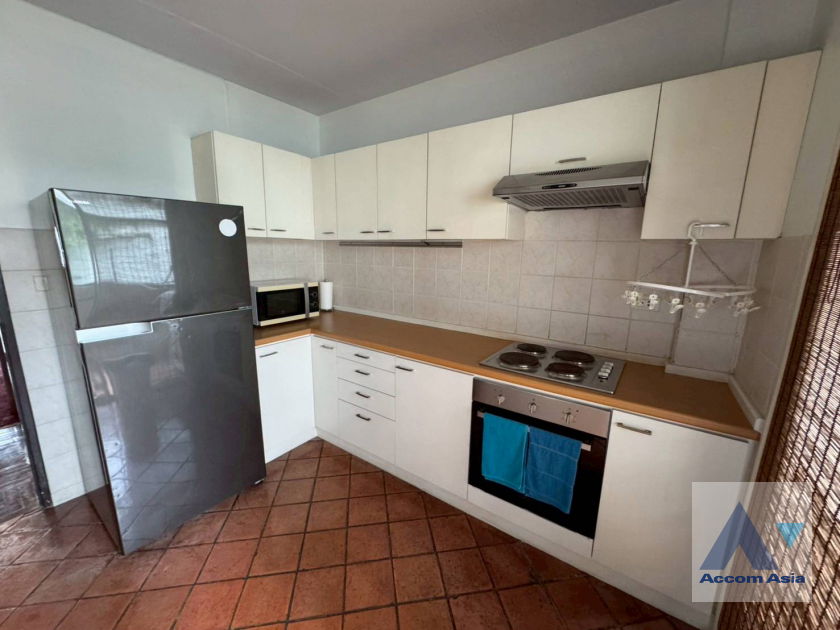 picture 🔼🔽 AccomA 📩  5 BR Townhouse @A serene townhouse nestled in the city center  (13002097) - 11/20