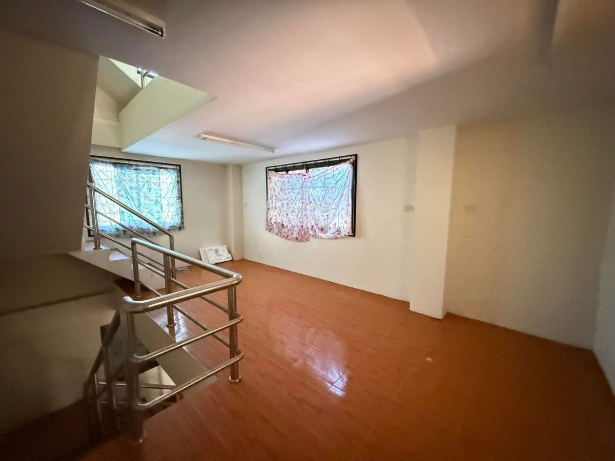รูป  อาคารพาณิชย์ ใจกลางเมืองสงขลา (ขาย)  ❌ขาย 16 ล้านบาท❌ - รูปที่ 2/23