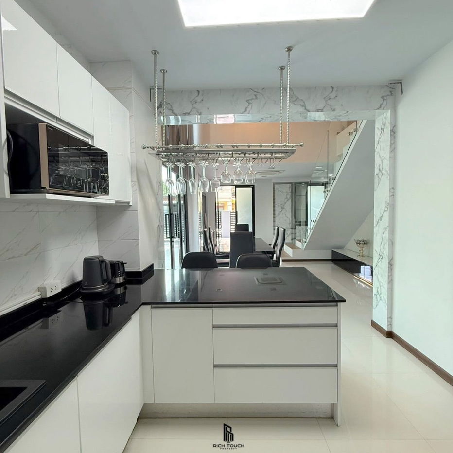 รูป โฮมออฟฟิศ บ้านหรู 📌บ้านพรุ ขาย 5.9 ล้าน (ใช้แผงโซลาร์เซลล์ ประหยัดไฟได้อีก) . - รูปที่ 12/25