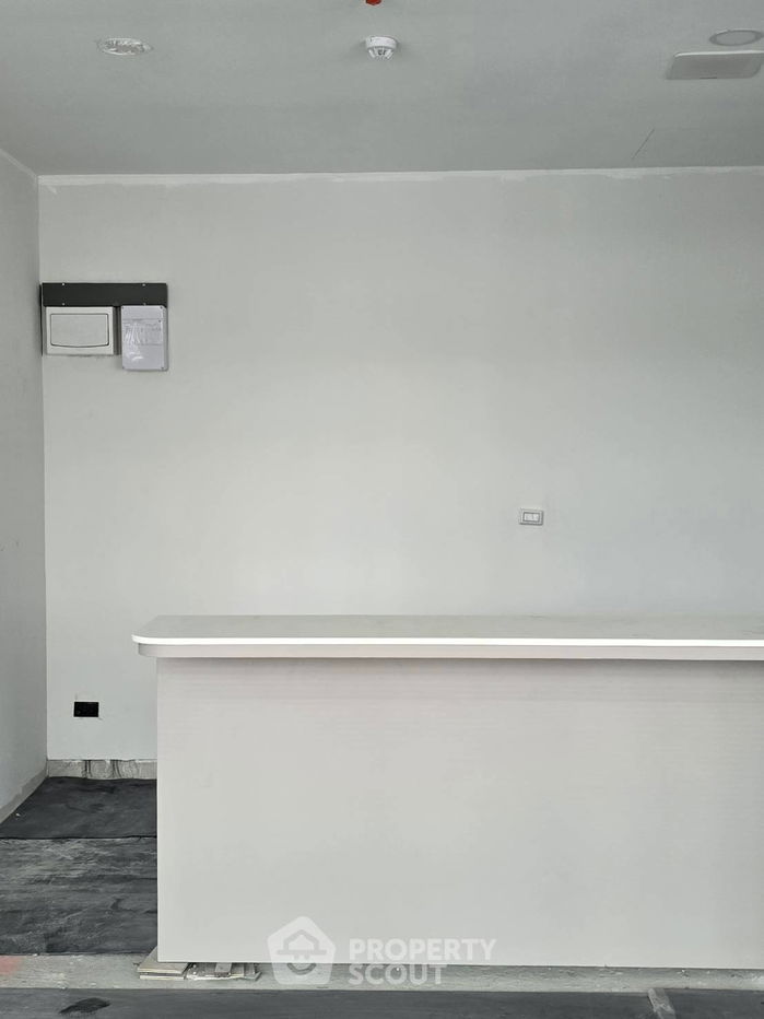 รูป คอนโด 1-ห้องนอน ที่ แลนด์มาร์ค แอทเอ็มอาร์ทีเอ สเตชั่น ใน บางกะปิ (ID 2118434) - รูปที่ 9/12